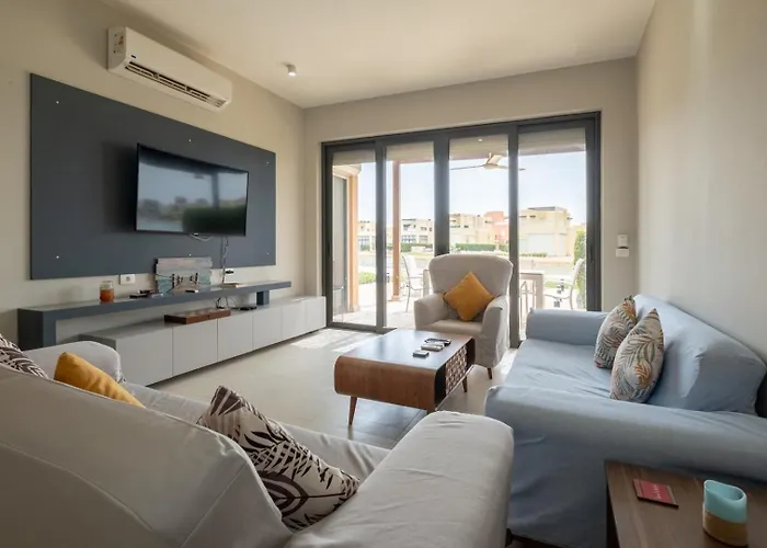 Spacious Townhouse Retreat Tatil Evi *