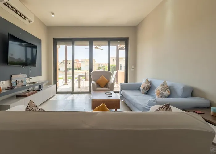 Tatil Evi Spacious Townhouse Retreat